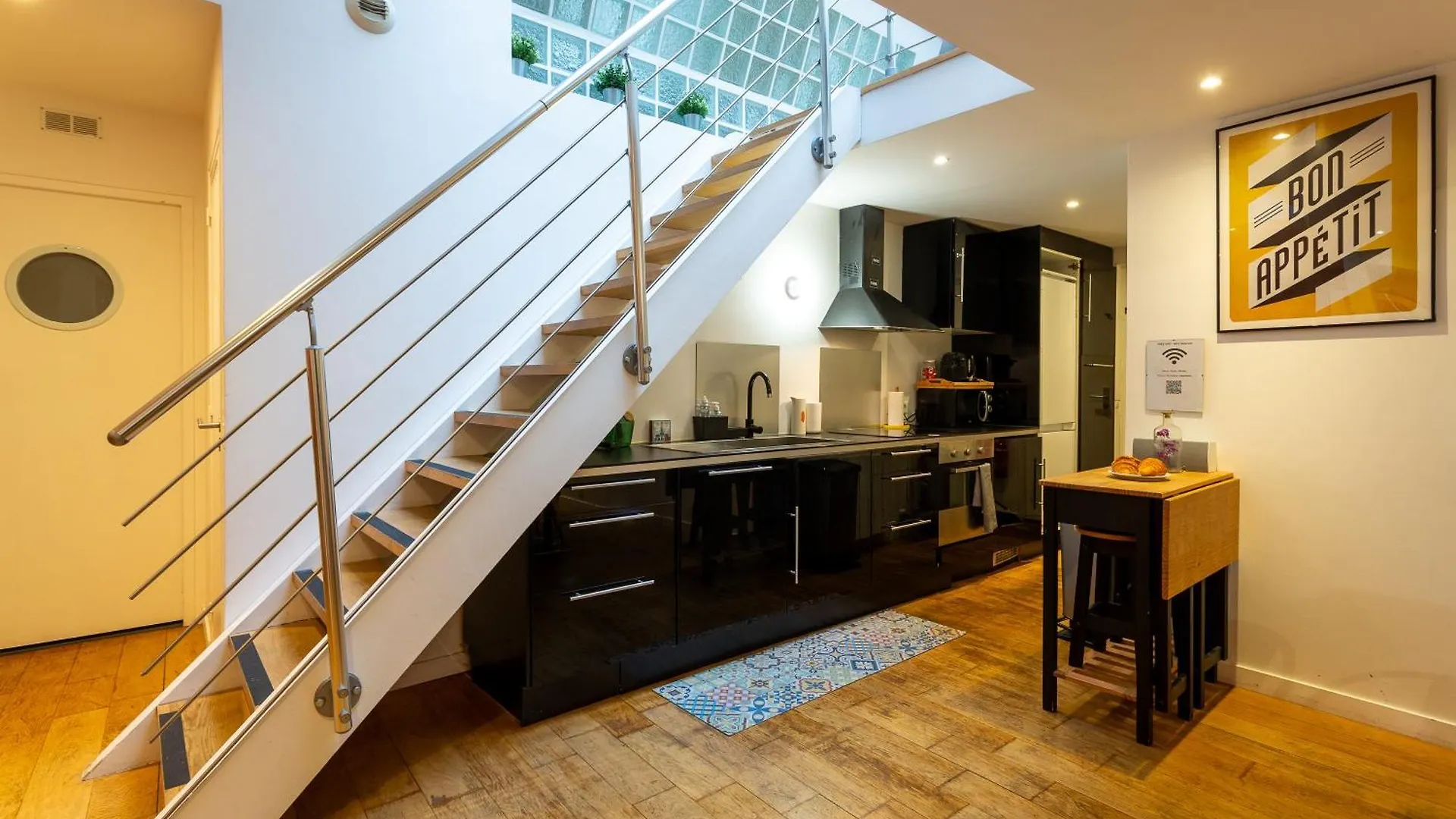 Loft Familial Au Coeur De Paris Avec Clim, Arcade Et Baby-Foot Proche Republique Et Canal St Martin