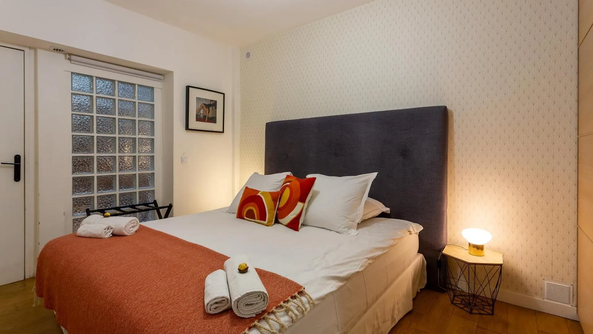 Loft Familial Au Coeur De Paris Avec Clim, Arcade Et Baby-Foot Proche Republique Et Canal St Martin 0*,  France