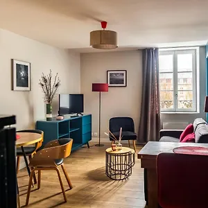 https://escapade-place-11-appartement-a2-dinan-centre.inbrittany.com